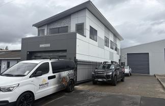 Superior space on popular White Street