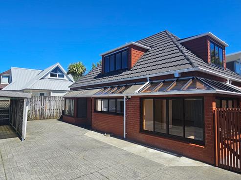 8A Campbell Street, Karori