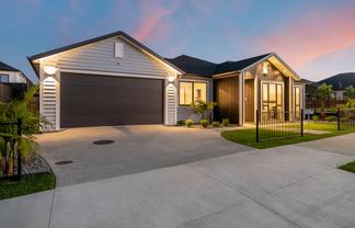 389 Te Taruna Drive, Milldale