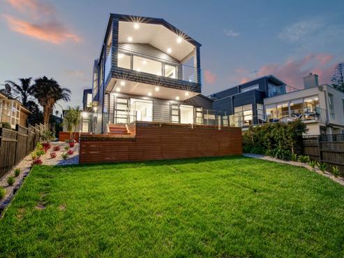 31 Churchill Road, Murrays Bay