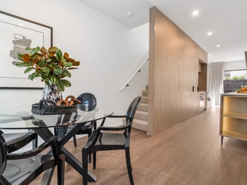 4/44 Winchester Street, Merivale