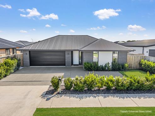 18 Nathaniel Archer Street, Woodend