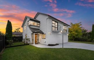 73 Gilbass Avenue, Hamilton Lake