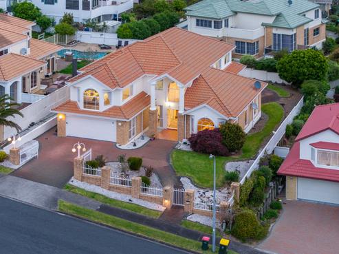 35 Mccahill Views, Botany Downs