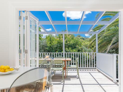 11 Third Avenue, Kingsland