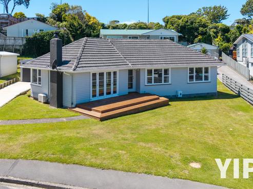 54 Batchelor Street, Newlands