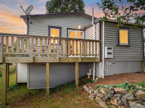 98 Scott Street, Leamington