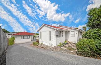 70 Priestley Drive, Bucklands Beach