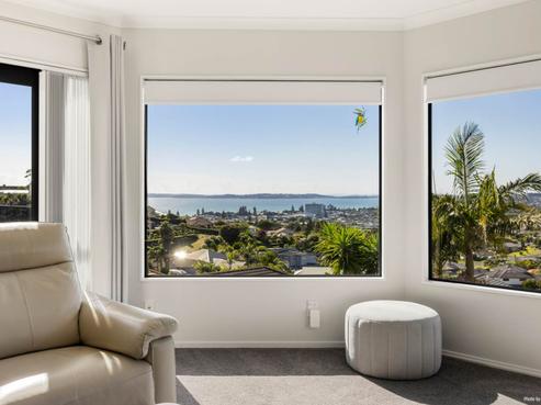 10 Waldorf Crescent, Orewa