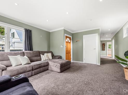 6 Glen Road, Stokes Valley