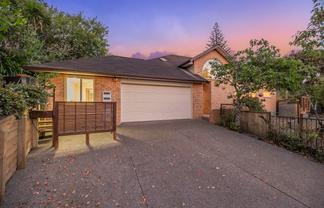 28 Nihill Crescent, Mission Bay