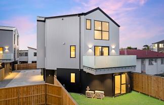 30B Tomintoul Place, Highland Park