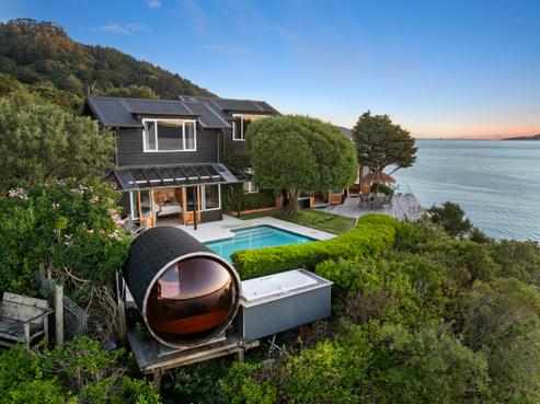 1 Rangiuru Road, Mahina Bay
