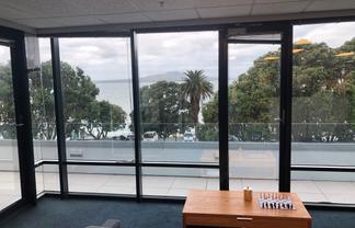 BEACHSIDE TAKAPUNA