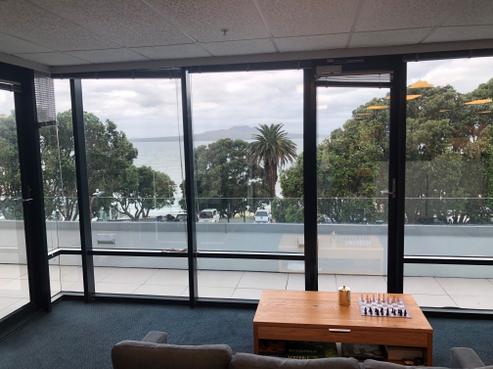 1/95 Hurstmere Road, Takapuna