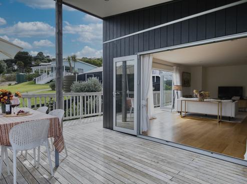 26 Kennedy Road, Surfdale