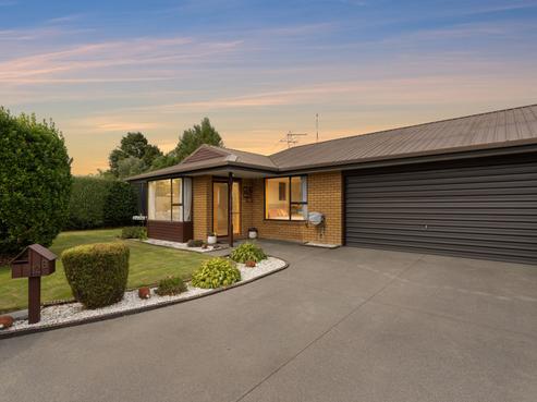 12B Ben Nevis Drive, Broomfield