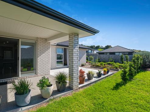 24 Minerva Avenue, Helensville