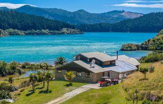 528 Oyster Bay, Queen Charlotte Sound