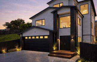 20B Kissling Place, Saint Johns