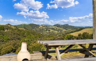 957 Bull Road, Paparoa