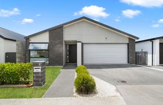 66 John Main Drive, Ramarama