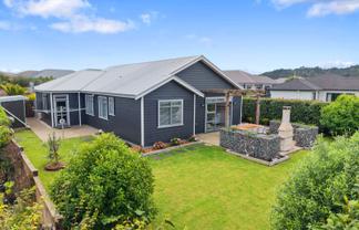 9 Ara Kakara Avenue, Huapai