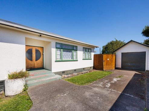 119 Ferguson Street, West End