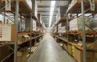 Versatile warehouse, showroom & office