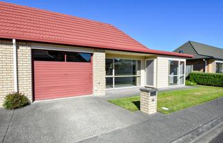 46/55 Armstrong Avenue, Carterton