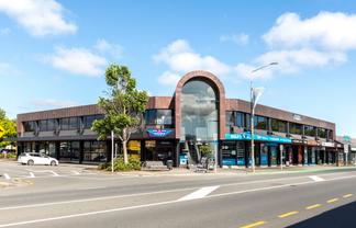 Tidy Modern Offices/Excellent Onsite Car Parking