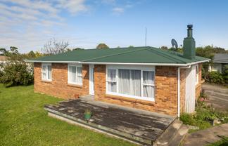 4 Poland Street, Paeroa