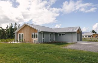 10 Coach House Lane, Ohau