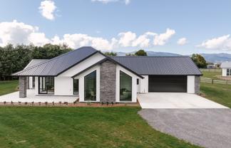 8 Coach House Lane, Ohau