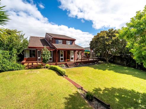 201 Glamorgan Drive, Torbay