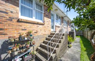 3/182 Carrington Road, Mount Albert