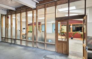 Level 1 Office in Iconic Left Bank