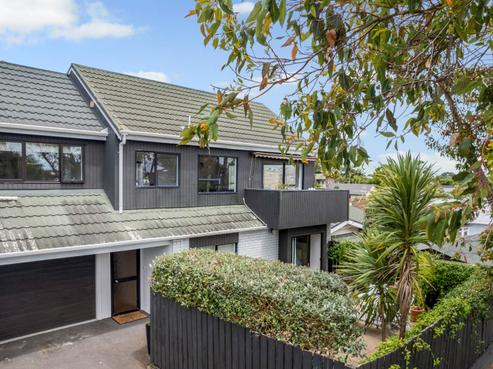 2/42 Shackleton Road, Mount Eden