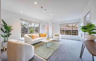 21C/30 Westward Ho, Glen Eden