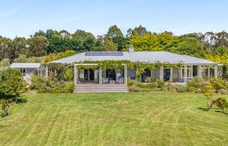 364 The Coastal Highway, REDWOOD VALLEY