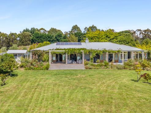 364 The Coastal Highway, Redwood Valley