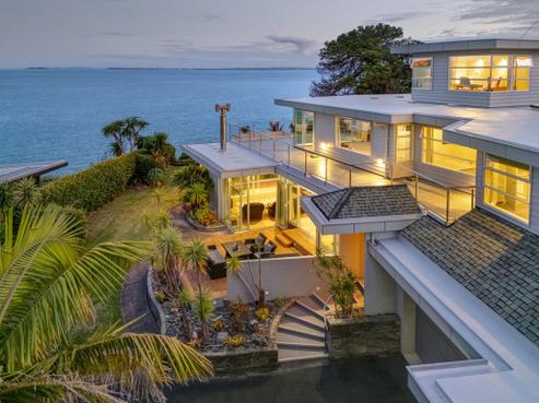 859 Whangaparaoa Road, Manly