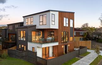 7B Cruickshank Crescent, Meadowbank