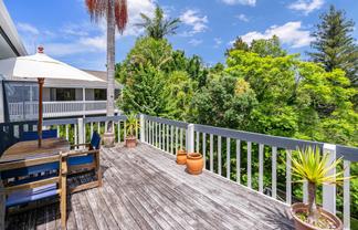 77 Hilltop Avenue, Morningside