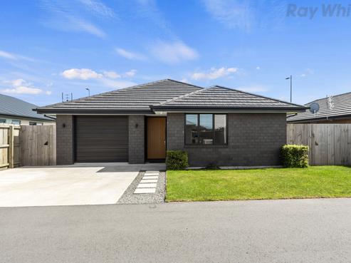 10 Reins Lane, Yaldhurst