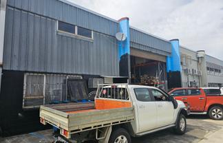 Industrial Unit for Sale - Vacant Possession