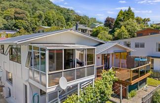 73 Devon Street, Picton