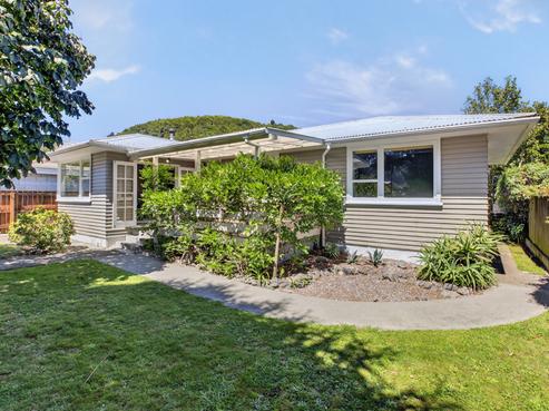 47 Riwai Street, Paraparaumu