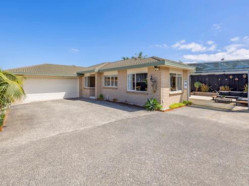 27A Coniston Avenue, Te Atatu South