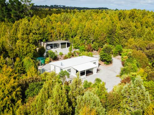 1 Hurren Pl East, Kumara